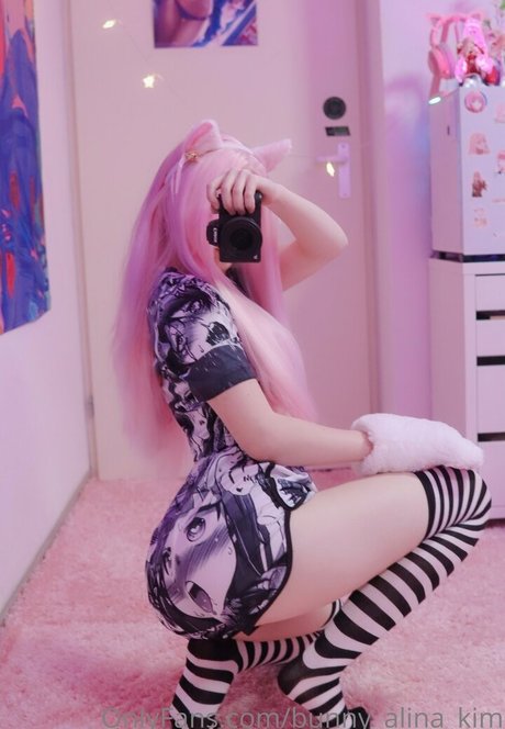 Alina Kim model nice image