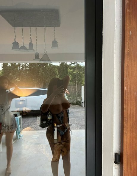 Mikaela Testa top actress image