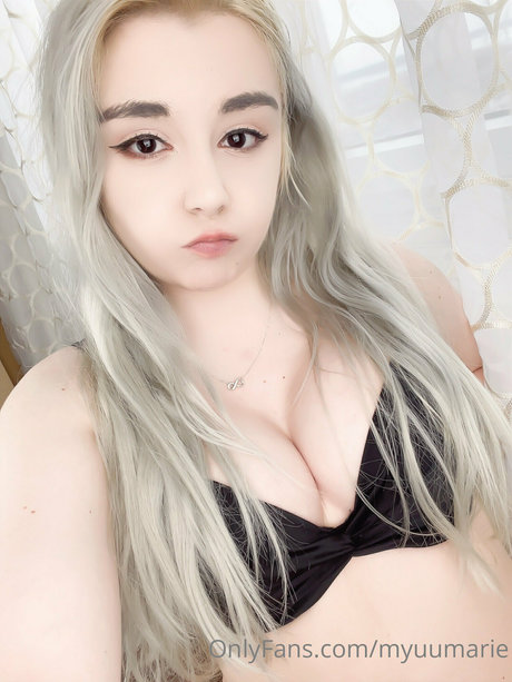 Myuumarie star exclusive pics