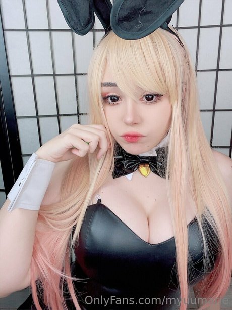 Myuumarie naked model pic