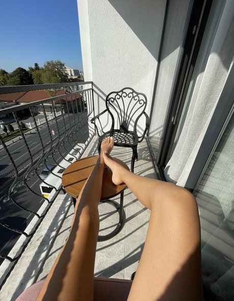 rainbowsena nude star pic