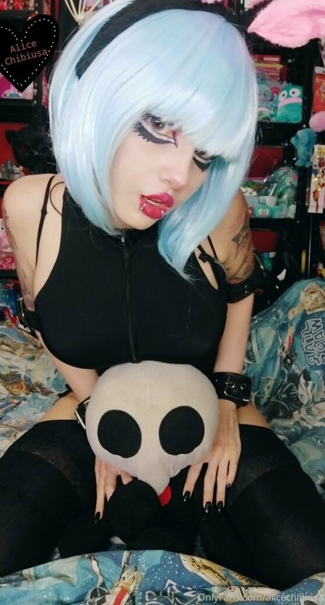 Ariel Chibiusa model art pictures