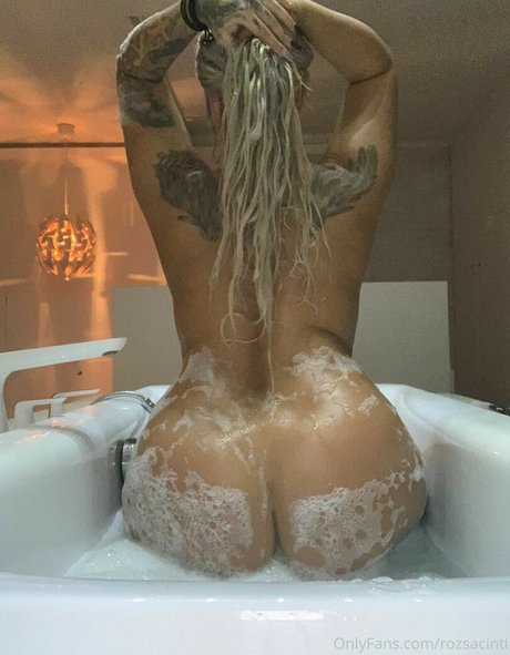 rozsacinti exclusive star photo