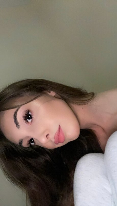 Coral Larsen adult actress image