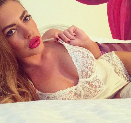 gloves onlyfans hot xxx archive