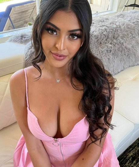 hottest young onlyfans sexy nude pics