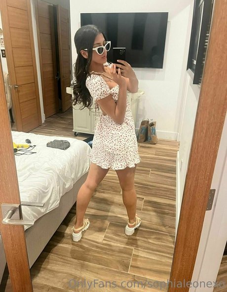 Sophia Leone free model galleries