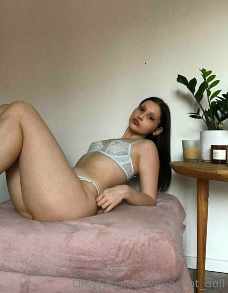 iren hot doll erotic star picture