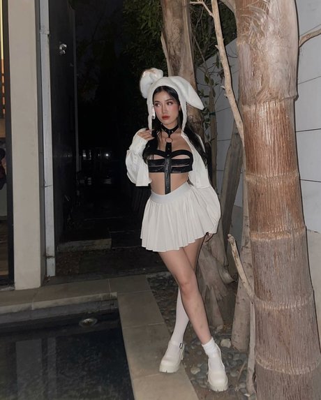 Bear Jocelyn porn actress image