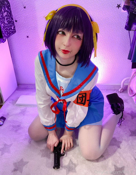 FrauRin pornographic model picture