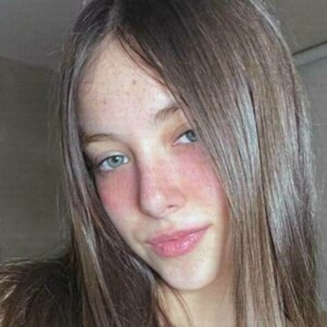 Aleja Crack star pornographic pic