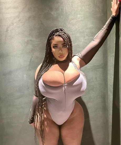 tokyo tea exclusive pornstar img