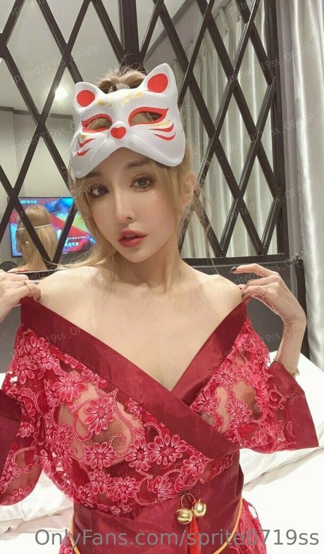 Sprite Fang Qi Yuan naked model photos