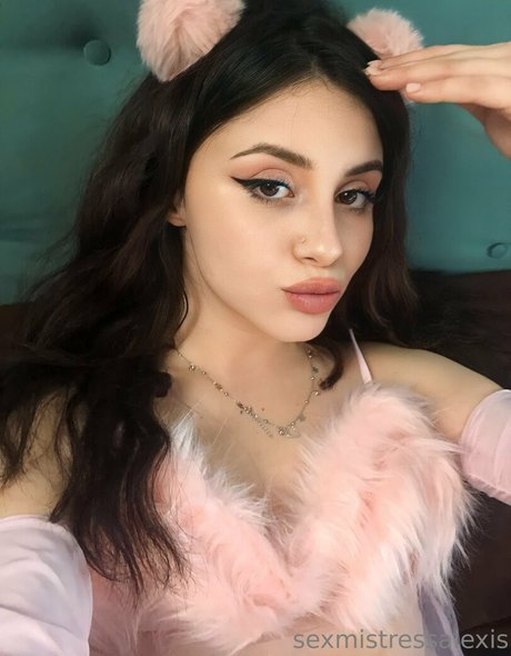 alexislayer pornographic model gallery