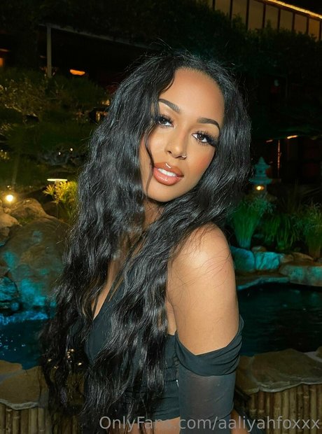 Aaliyah Foxxx free model galleries