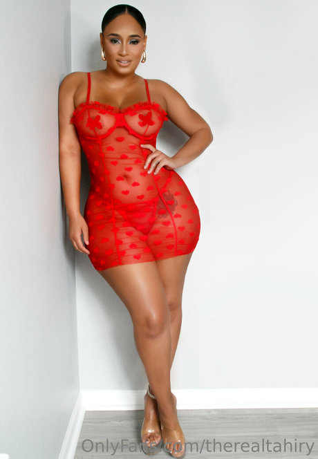 Tahiry model perfect pic