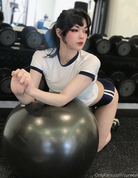 Zureeal exclusive actress galleries