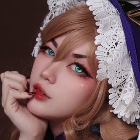 Zureeal pretty actress img