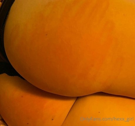 Ruby Hexx star erotic image