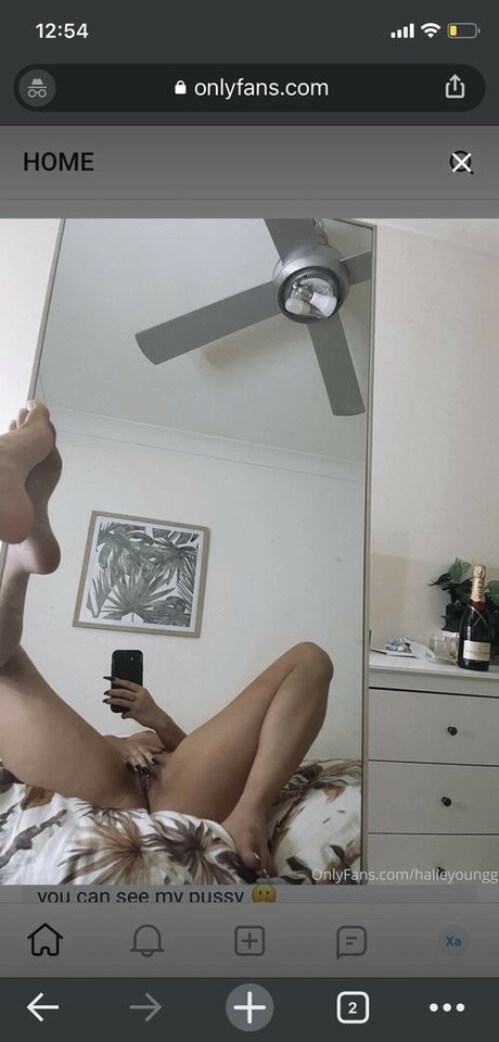 Halleyoungg nudes pornstar photo