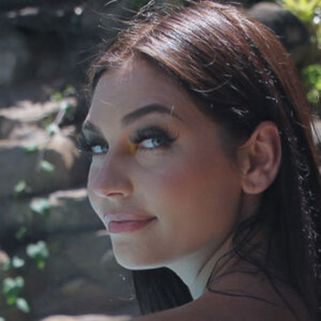 Vivianxxtaylor hot model images