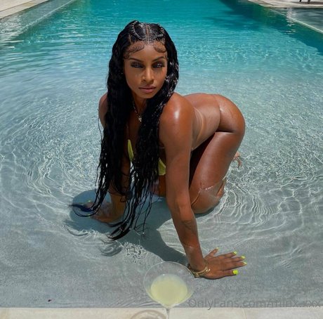 Minx XXX hd pornstar img