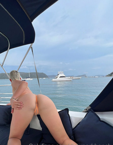 MissprincessLara model xxx image