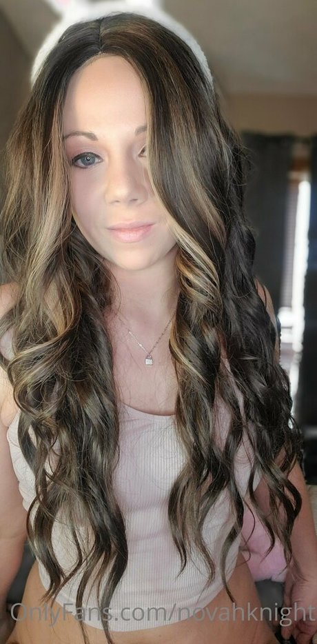 novahknight model sexy gallery