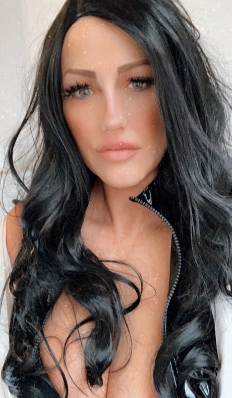 The Vixen Black Sissy Academy perfect actress pic