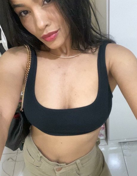 Antonia Princess star art pics