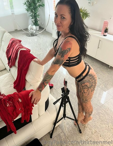 thirteenmel erotic star archive