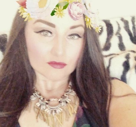 nadinetilley sex model pic