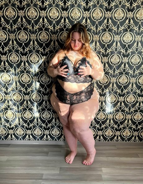 perla exclusive pornstar art images