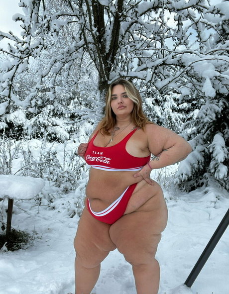 perla exclusive pornstar high quality pictures