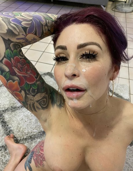 moniquealexande nude model gallery