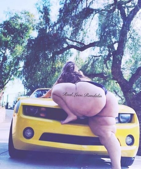 itsRandalin model top gallery