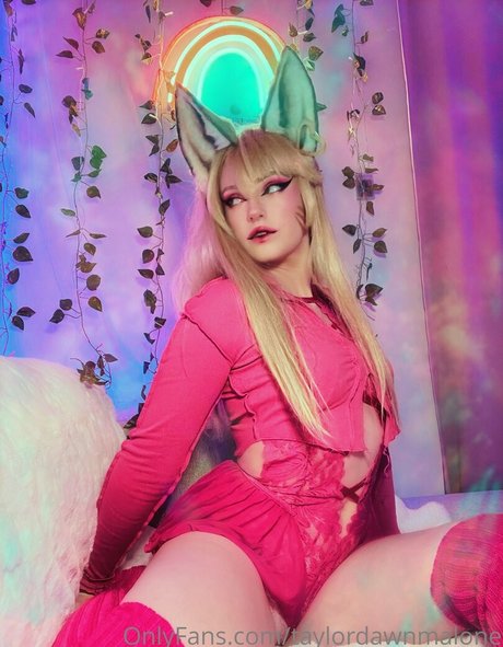 taylordawnmalone sexy model pictures