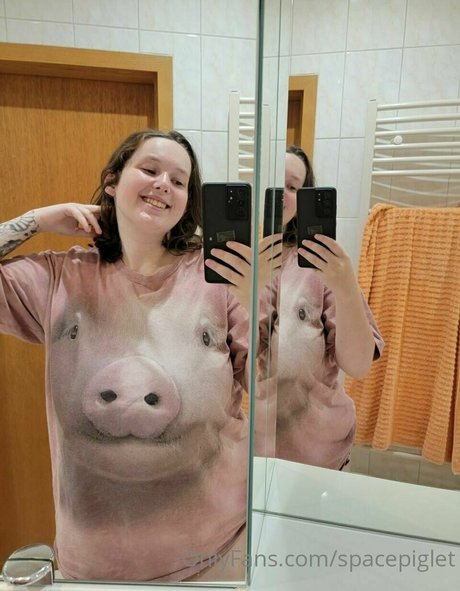spacepiglet beautiful pornstar photo