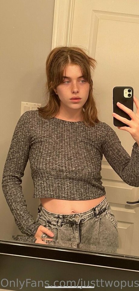 justtwopussies exclusive star photo