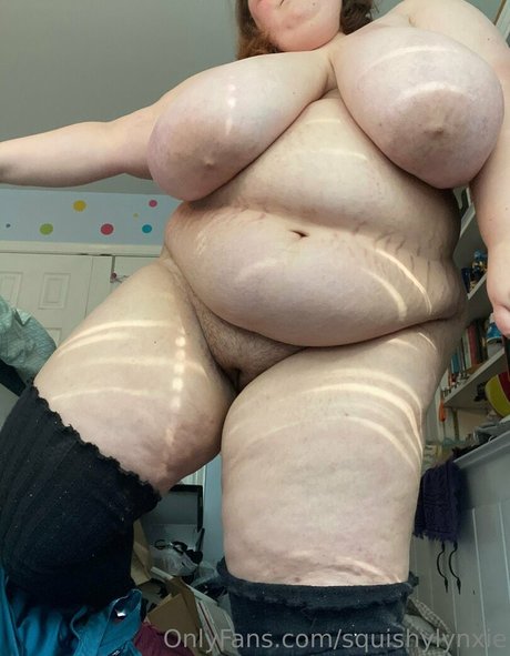 squishylynxie star nudes pics