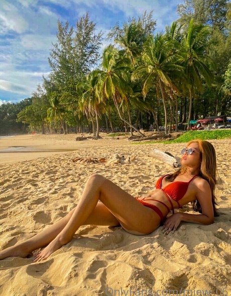 miew 06 sexy actress pic