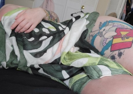 peachyqueen45 pornstar erotic photos