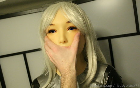 irisdeveraux77 free pornstar image