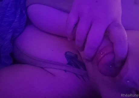 rhearune top model gallery