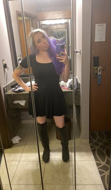 violetcosmos Profile pic