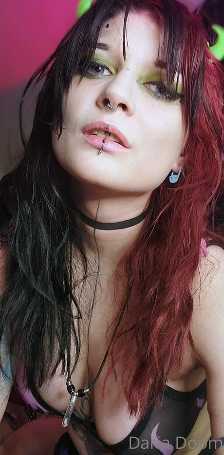 dariadoom sexy model galleries