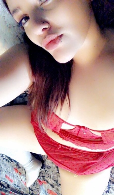 freeakymistress top model image