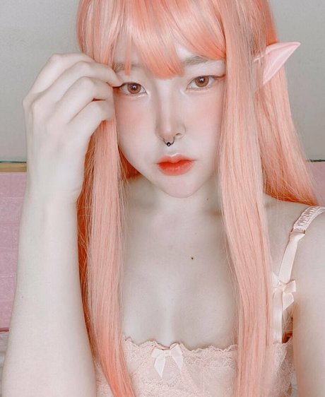 sally wu free star galleries