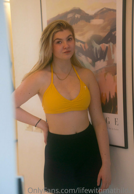 LifeWithMatilda star hd picture