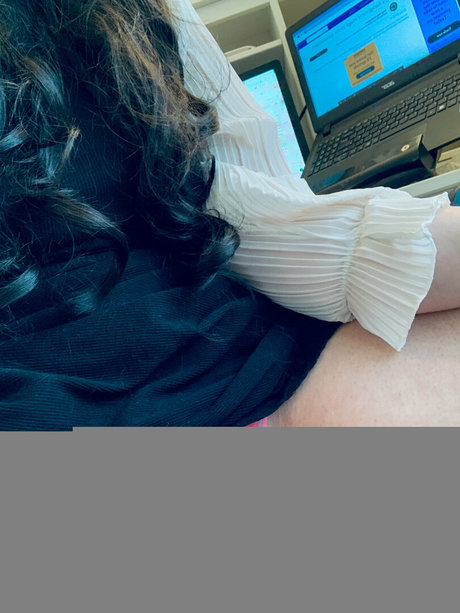 mia with the rear free actress photos